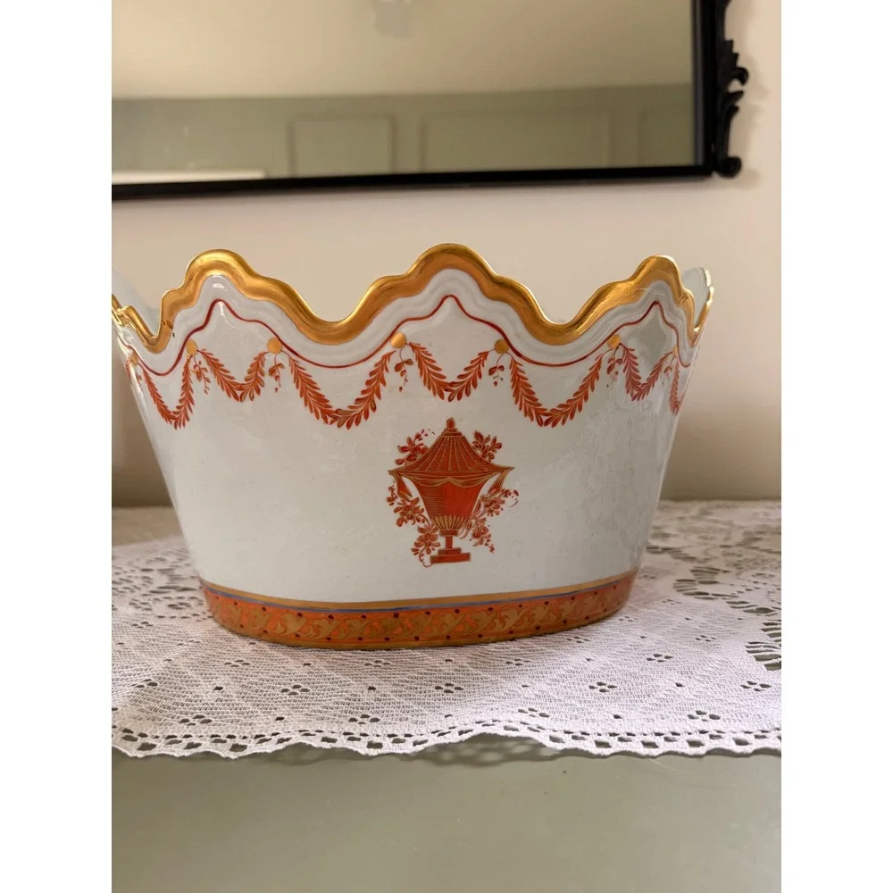 Mottahedeh Lowestoft Reproduction Scalloped Porcelain Cachepot Planter Orange